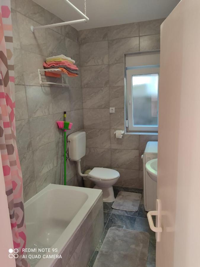 Apartmani Iva Sveti Juraj Exterior photo
