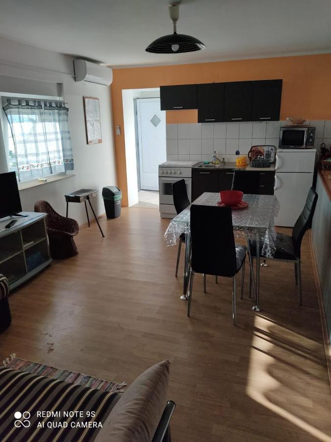 Apartmani Iva Sveti Juraj Exterior photo